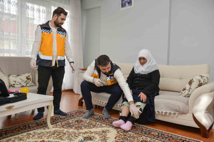 ESENYURT BELEDİYESİNDEN EVDE FİZİK TEDAVİ HİZMETİ