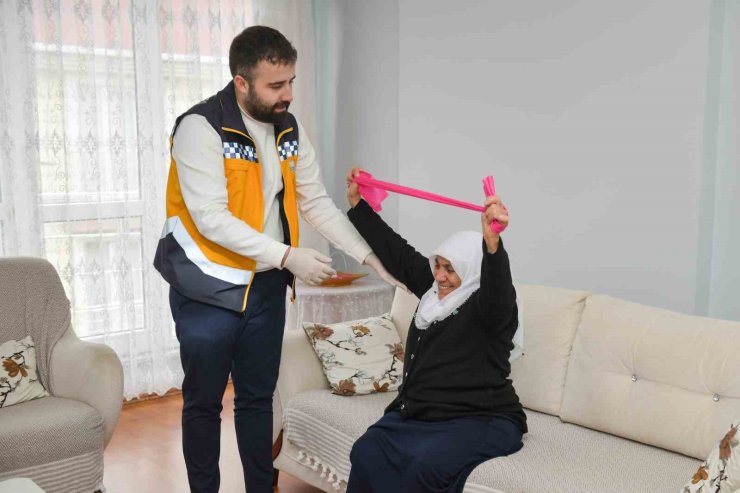 ESENYURT BELEDİYESİNDEN EVDE FİZİK TEDAVİ HİZMETİ