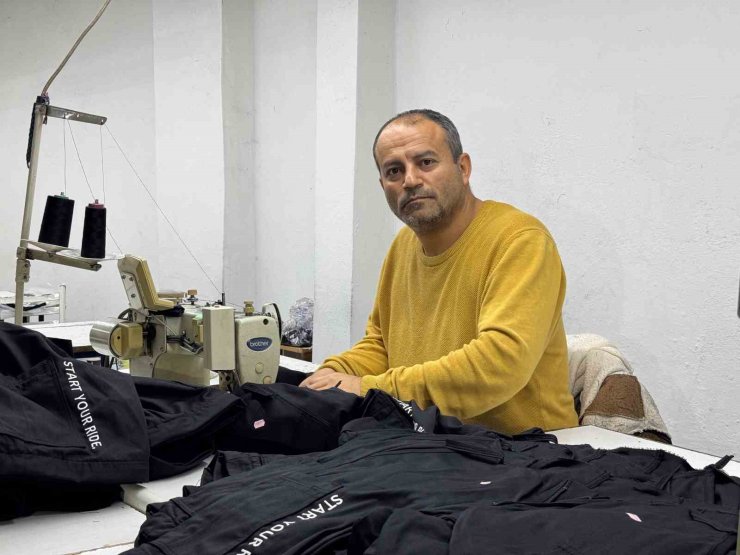 TEKSTİL ESNAFI SURİYELİLERİN GİDİŞİNE ÜZÜLÜYOR