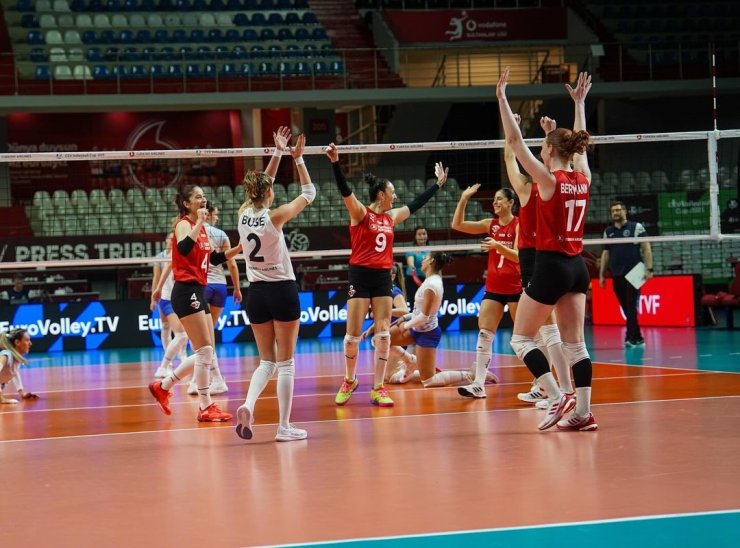 THY KADIN VOLEYBOL TAKIMI, CEV KUPASI’NDA PLAY-OFF TURUNA YÜKSELDİ