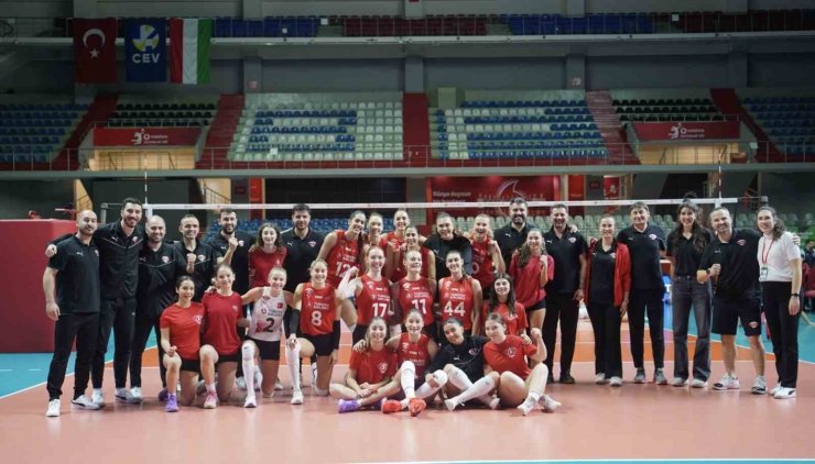THY KADIN VOLEYBOL TAKIMI, CEV KUPASI’NDA PLAY-OFF TURUNA YÜKSELDİ