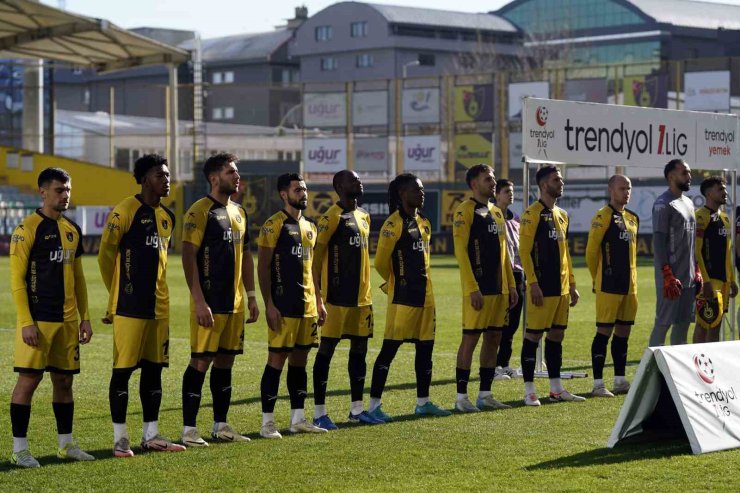 TRENDYOL 1. LİG: İSTANBULSPOR: 3 - ERZURUMSPOR FK: 2