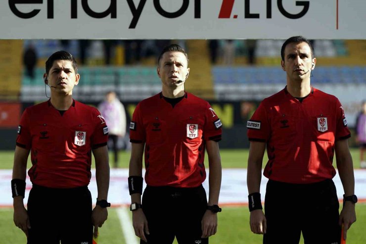 TRENDYOL 1. LİG: İSTANBULSPOR: 3 - ERZURUMSPOR FK: 2