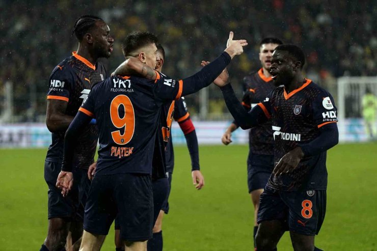KRZYSZTOF PİATEK, GOL KRALLIĞINDA ZİRVEYE YERLEŞTİ