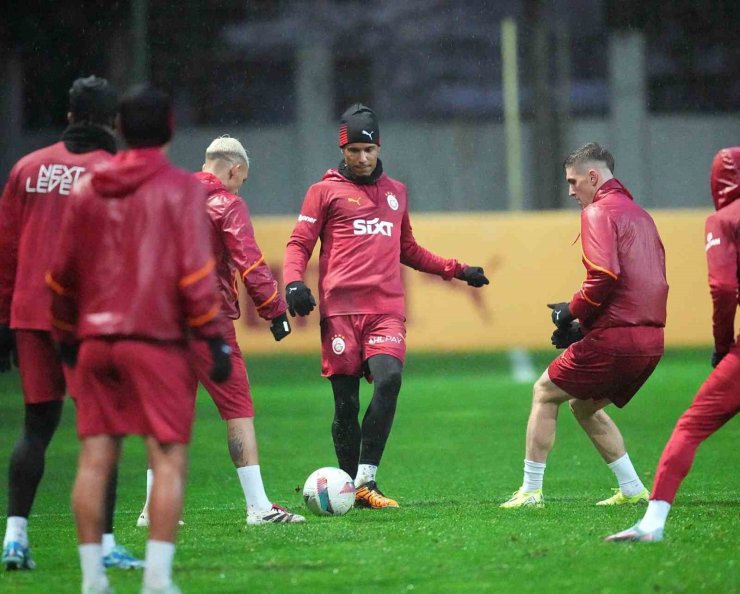 GALATASARAY, TRABZONSPOR MAÇI HAZIRLIKLARINI TAMAMLADI