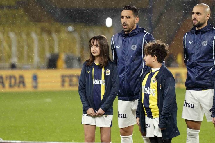 TRENDYOL SÜPER LİG: FENERBAHÇE: 1 - BAŞAKŞEHİR: 0 (İLK YARI)