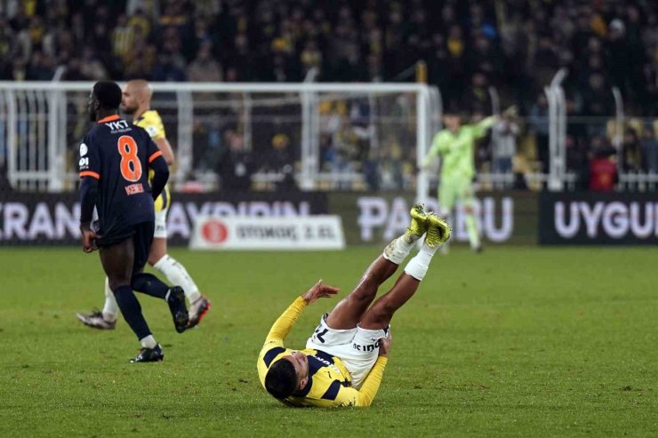 TRENDYOL SÜPER LİG: FENERBAHÇE: 3 - BAŞAKŞEHİR: 1 (MAÇ SONUCU)