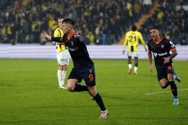 TRENDYOL SÜPER LİG: FENERBAHÇE: 3 - BAŞAKŞEHİR: 1 (MAÇ SONUCU)