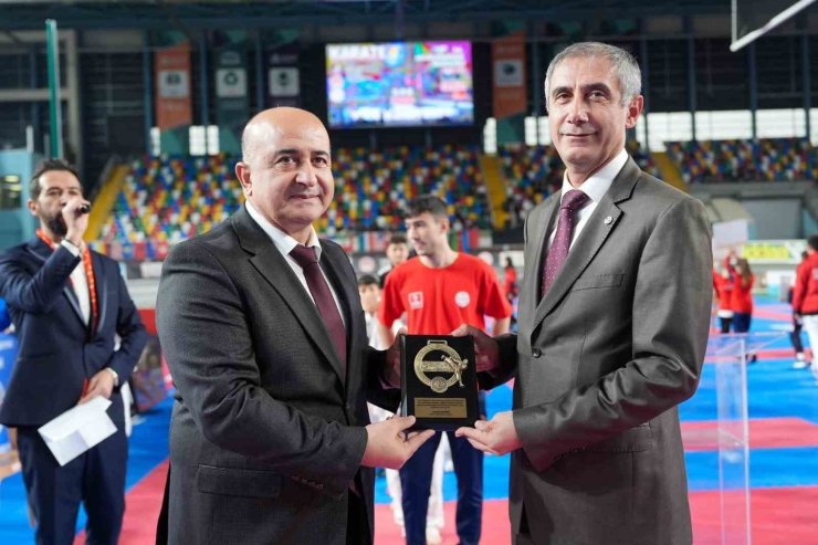34. BOĞAZİÇİ KARATE ŞAMPİYONASI’NDA 4 BİN 500 SPORCU İSTANBUL’DA BULUŞTU