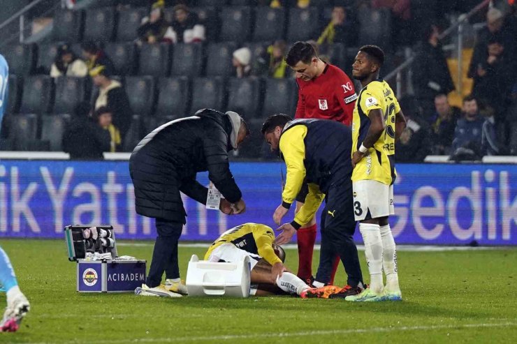 FENERBAHÇE’DEN BECAO, LİVAKOVİC VE OĞUZ AYDIN’IN SAĞLIK DURUMLARINA İLİŞKİN AÇIKLAMA
