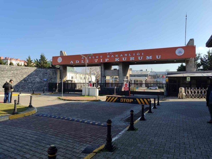 EYÜPSULTAN’DA KAZADA HAYATINI KAYBEDEN 2 KİŞİNİN CENAZELERİ ADLİ TIP KURUMU’NDAN ALINDI