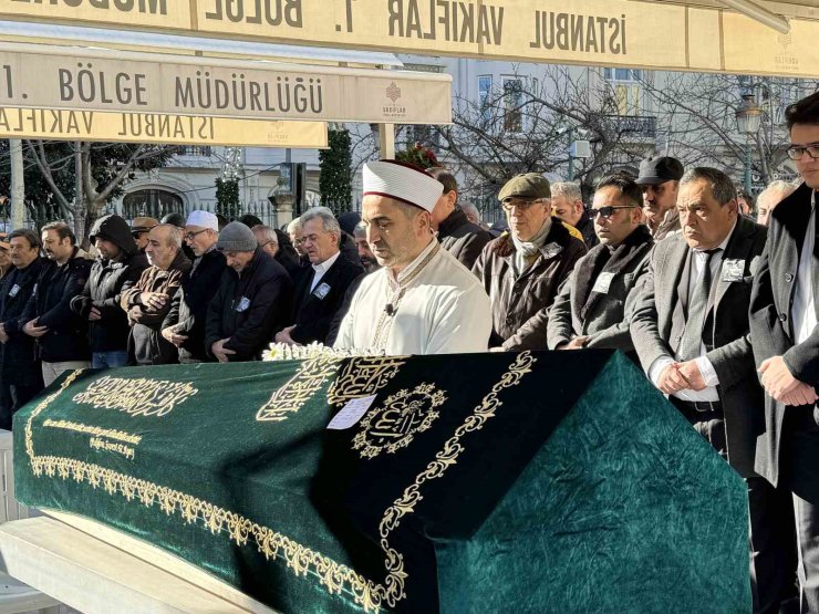 TÜRK SANAT MÜZİĞİ SANATÇISI GÖNÜL AKKOR SON YOLCULUĞUNA UĞURLANDI