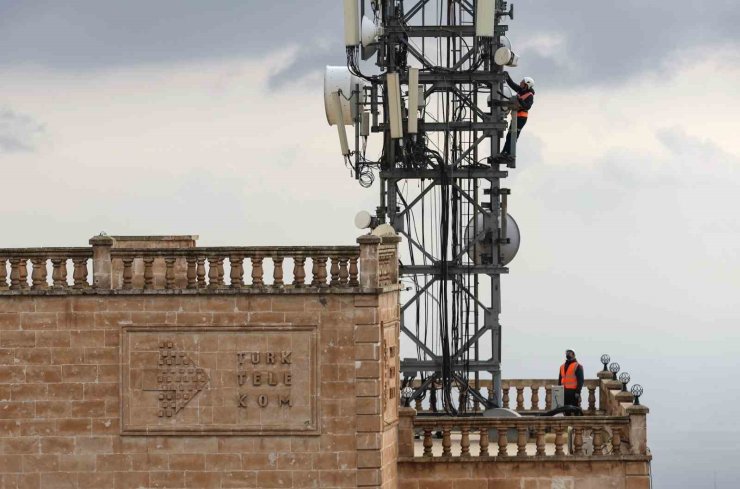 TÜRK TELEKOM CEO’SU ÜMİT ÖNAL: “FİBERİN HIZINI TÜRKİYE’NİN HER KÖŞESİNE TAŞIYORUZ”