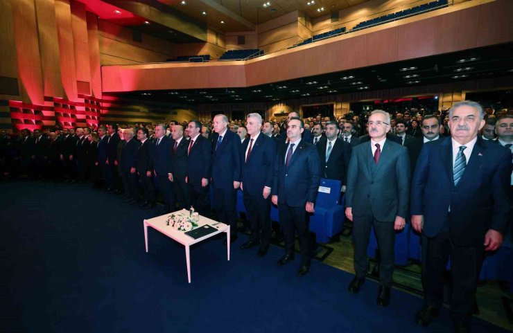 CUMHURBAŞKANI ERDOĞAN: "2024 YILINDA İHRACATIMIZ 262 MİLYAR DOLARA ÇIKTI"