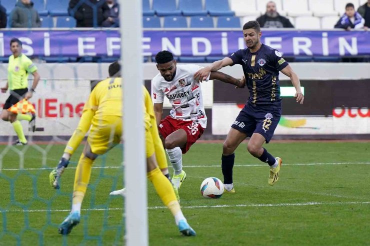 TRENDYOL SÜPER LİG: KASIMPAŞA: 2 - GAZİANTEP FK: 2 (MAÇ SONUCU)