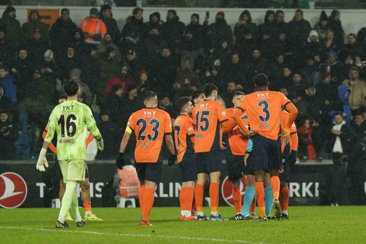 TRENDYOL SÜPER LİG: BAŞAKŞEHİR: 1 - GALATASARAY: 2 (MAÇ SONUCU)