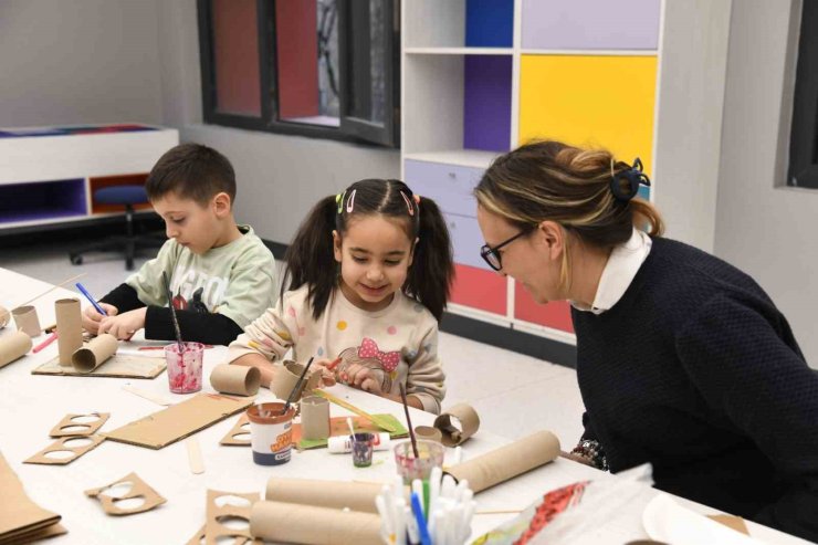 YARIYIL TATİLİNDE EĞLENCENİN ADRESİ KADIKÖY