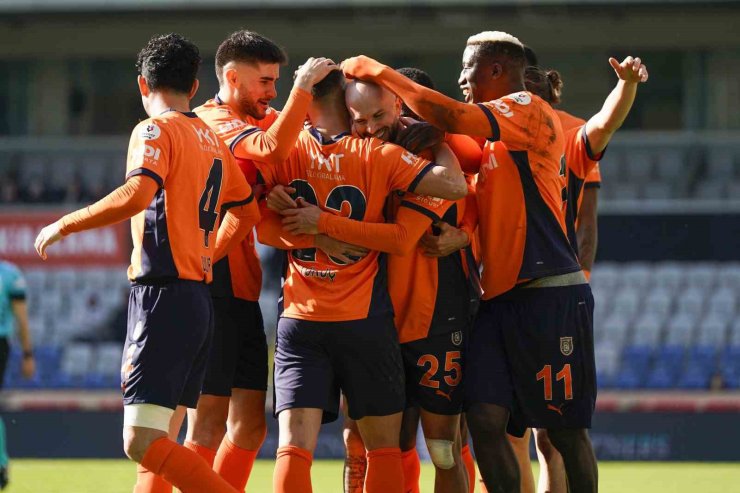 TRENDYOL SÜPER LİG: BAŞAKŞEHİR: 1 - ÇAYKUR RİZESPOR: 0 (İLK YARI)
