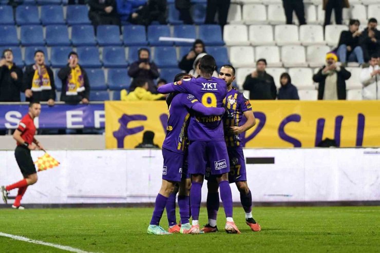 TRENDYOL SÜPER LİG: EYÜPSPOR: 3 - ALANYASPOR: 0 (MAÇ SONUCU)
