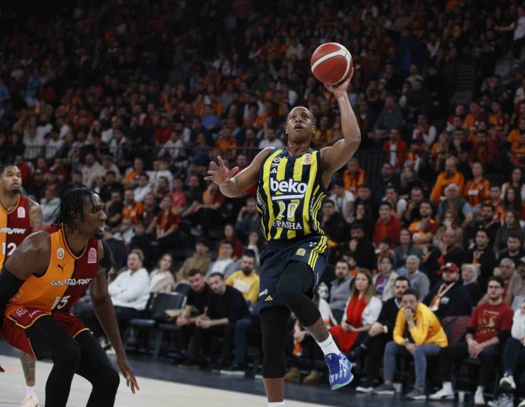 POTA DERBİSİ FENERBAHÇE’NİN