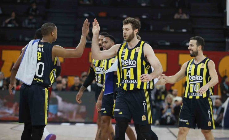 POTA DERBİSİ FENERBAHÇE’NİN