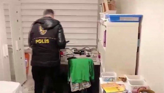 İSTANBUL’DA YASA DIŞI BAHİS OPERASYONU: 15 ŞÜPHELİ TUTUKLANDI