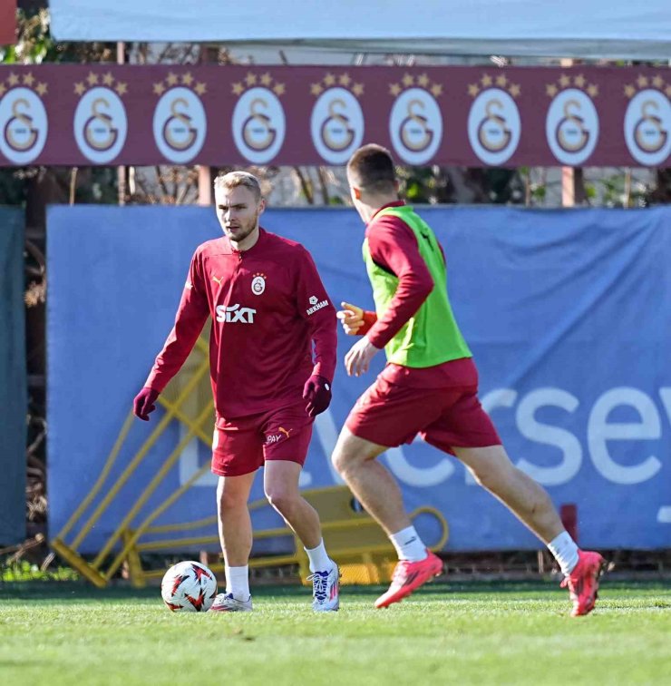 GALATASARAY, AJAX MAÇI HAZIRLIKLARINA BAŞLADI