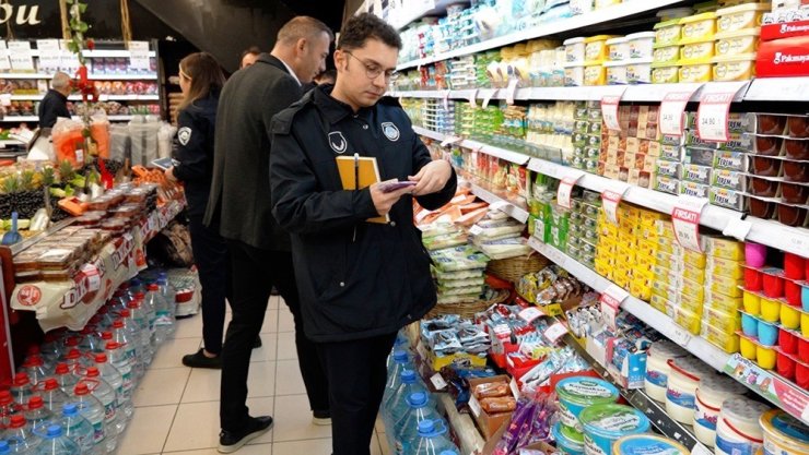GAZİOSMANPAŞA’DA MARKET DENETİMLERİYLE TÜKETİCİNİN HAKKI KORUMA ALTINDA