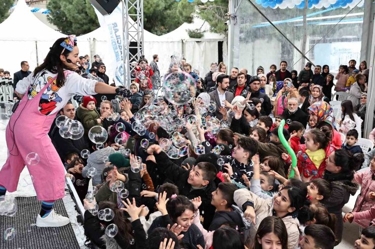 BAĞCILAR’DA KARNAVAL TADINDA ÇOCUK ŞENLİĞİ