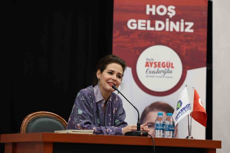‘BAKIRKÖY MUHABBETİ’ PROGRAMININ BU HAFTAKİ KONUĞU YAZAR PELİN BATU OLDU