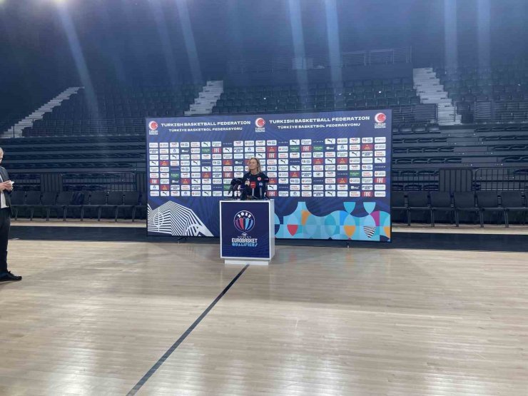 A MİLLİ KADIN BASKETBOL TAKIMI’NDA MEDYA GÜNÜ DÜZENLENDİ