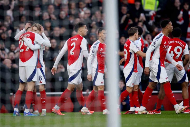 ARSENAL’DAN, MANCHESTER CİTY’E FARKLI TARİFE: 5-1
