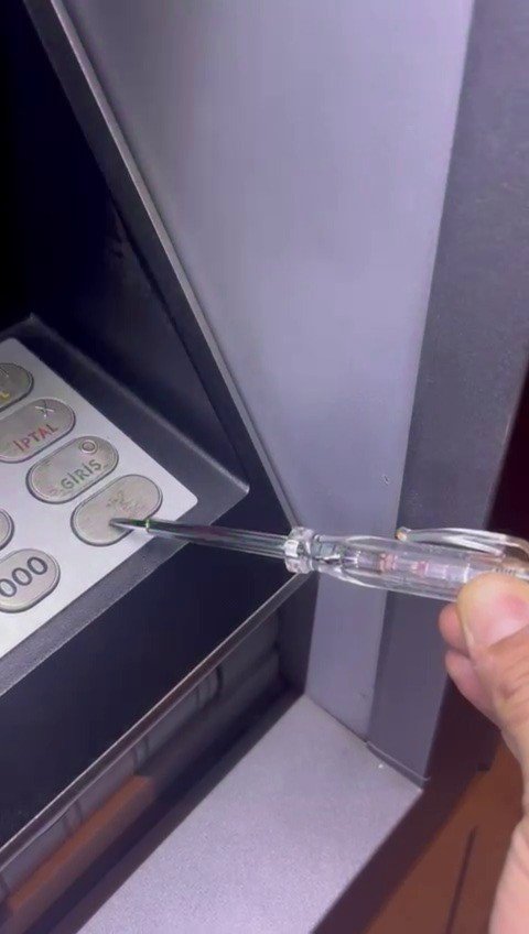 KARTAL’DA ATM’DE ELEKTRİK KAÇAĞI İDDİASI