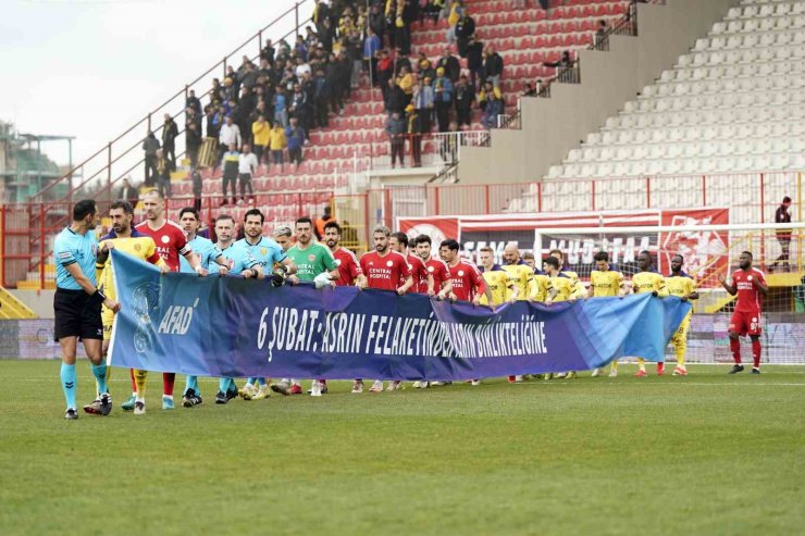 TRENDYOL 1. LİG: ÜMRANİYESPOR: 2 - MKE ANKARAGÜCÜ: 1