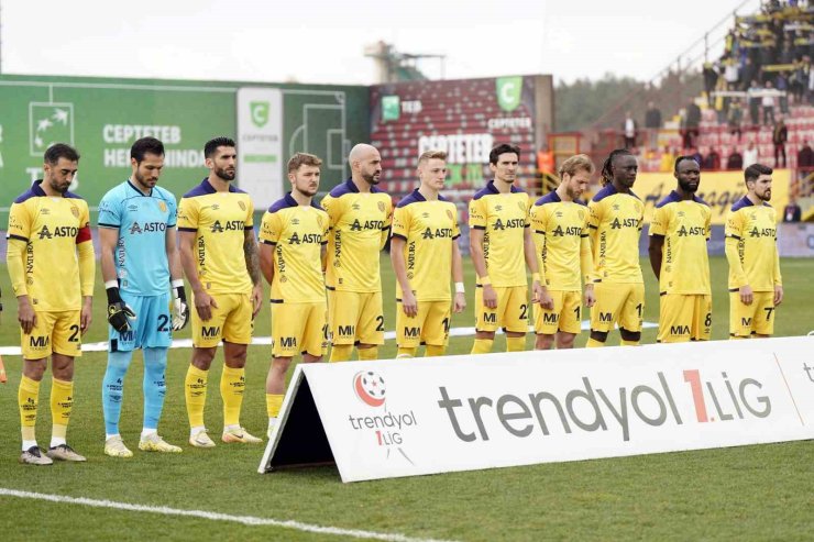TRENDYOL 1. LİG: ÜMRANİYESPOR: 2 - MKE ANKARAGÜCÜ: 1