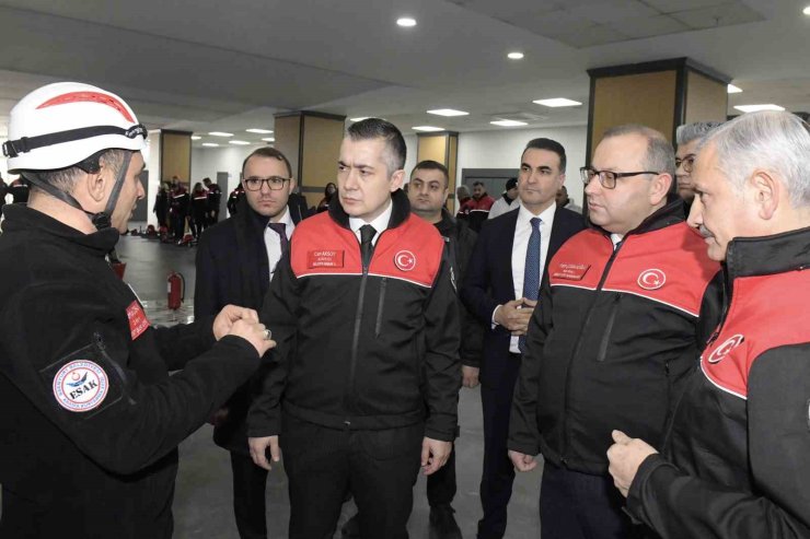 6 ŞUBAT DEPREMİNDE VEFAT EDENLER ESENYURT’TA ANILDI