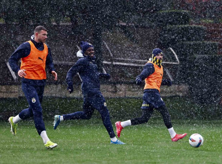 FENERBAHÇE’DE, ALANYASPOR MAÇI HAZIRLIKLARI BAŞLADI