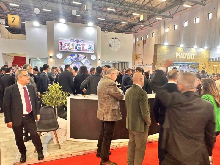 MUĞLA BÜYÜKŞEHİR BELEDİYESİ, EMITT 2025 FUARI’NDA TANITIM ÇALIŞMALARINI SÜRDÜRDÜ