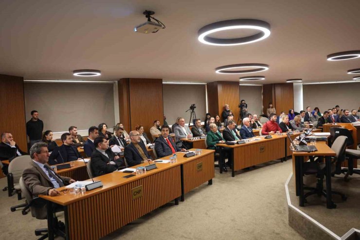 BAŞKAN KÖYMEN, SÜREYYA PLAJI’NDAKİ ALIŞVERİŞ MERKEZİYLE İLGİLİ SON SÜRECİ PAYLAŞTI