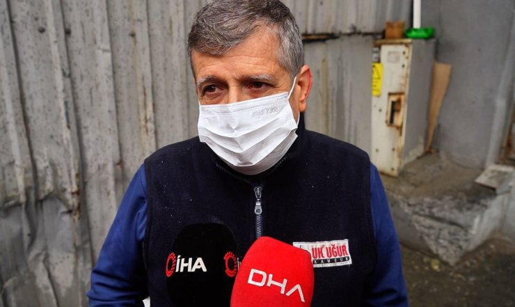 İSTANBUL’DA YANAN KAUÇUK İMALATHANESİNİN ÇATISINDA MAHSUR KALAN İŞÇİ O ANLARI ANLATTI