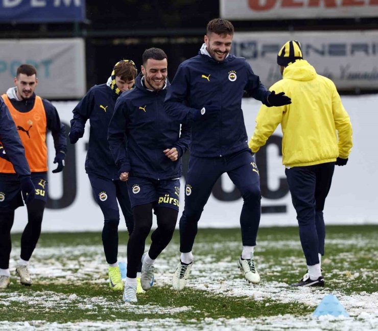 FENERBAHÇE’DE, ALANYASPOR MAÇININ HAZIRLIKLARI DEVAM ETTİ