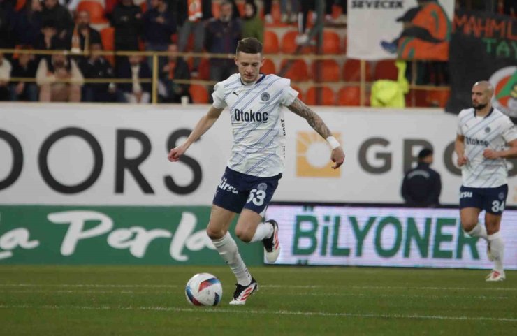 FENERBAHÇE’NİN SÜPER LİG’DE 4000. GOLÜNÜ SZYMANSKİ ATTI