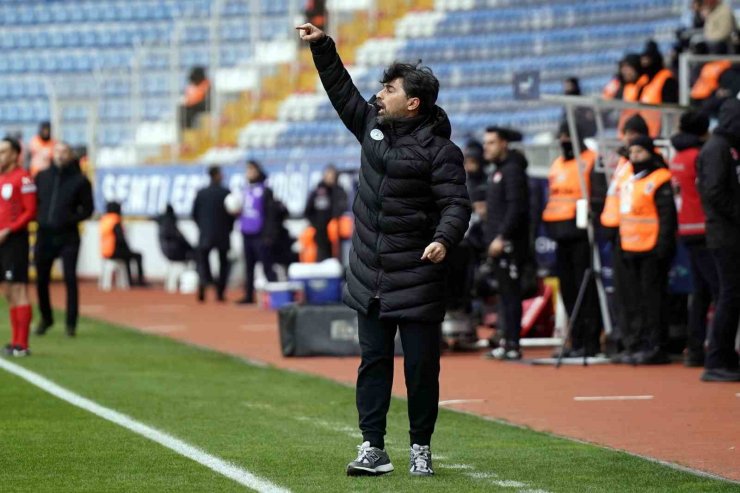 TRENDYOL SÜPER LİG: KASIMPAŞA: 2 - ÇAYKUR RİZESPOR: 1 (İLK YARI)