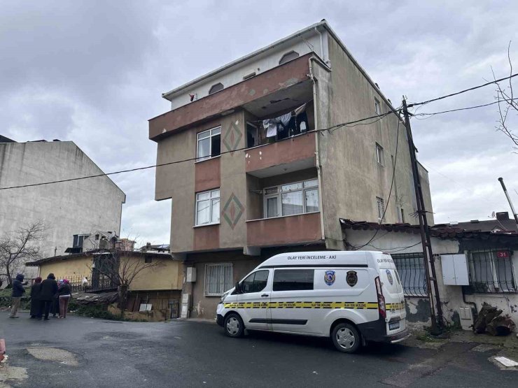 ATAŞEHİR’DE YANGIN: BEDENSEL ENGELLİ KADIN HAYATINI KAYBETTİ