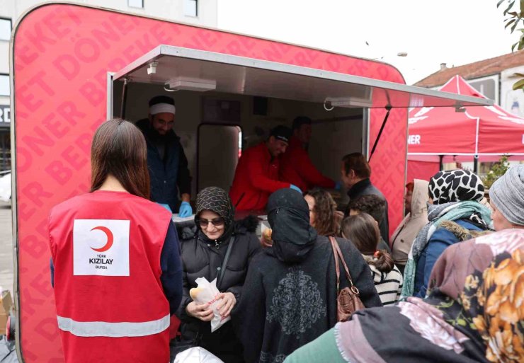 BEREKET DÖNER VE KIZILAY’DAN İŞ BİRLİĞİ