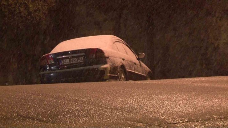 İSTANBUL’DA KAR YAĞIŞI YENİDEN BAŞLADI