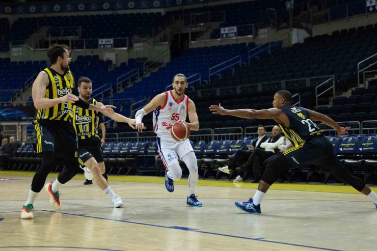 FENERBAHÇE BEKO, TÜRKİYE KUPASI’NDA YARI FİNALE YÜKSELDİ