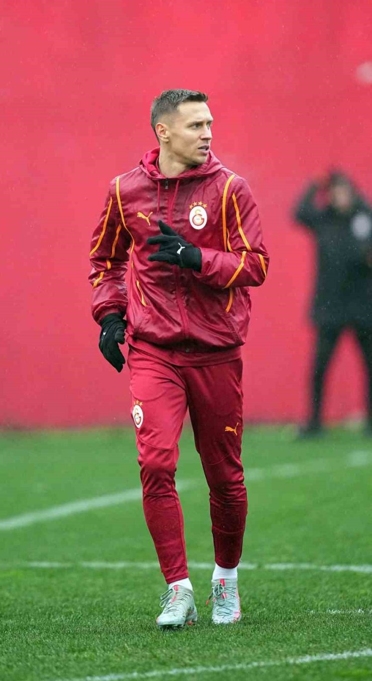 GALATASARAY’DA FRANKOWSKİ, İLK ANTRENMANINA ÇIKTI