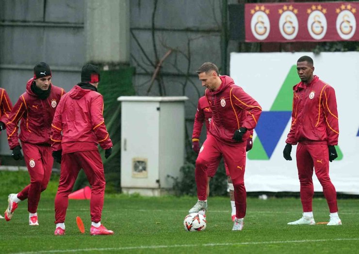 GALATASARAY’DA FRANKOWSKİ, İLK ANTRENMANINA ÇIKTI