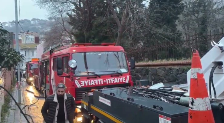 SARIYER’DE GECEKONDU YANGINI